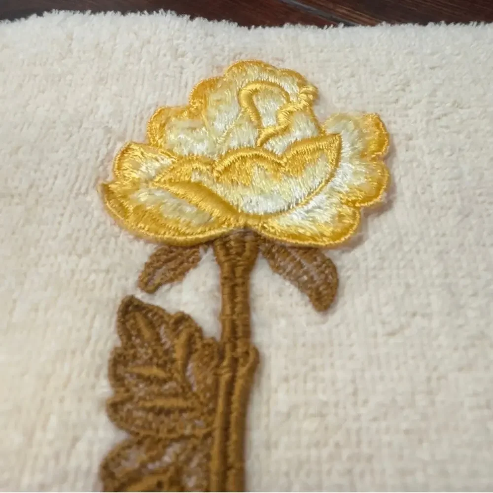 ZODIAC Vintage Butter Yellow Bath Towel with Flower Applique
